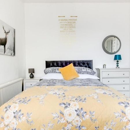 Hooton Apartment 1 Bed Kilnhurst エクステリア 写真
